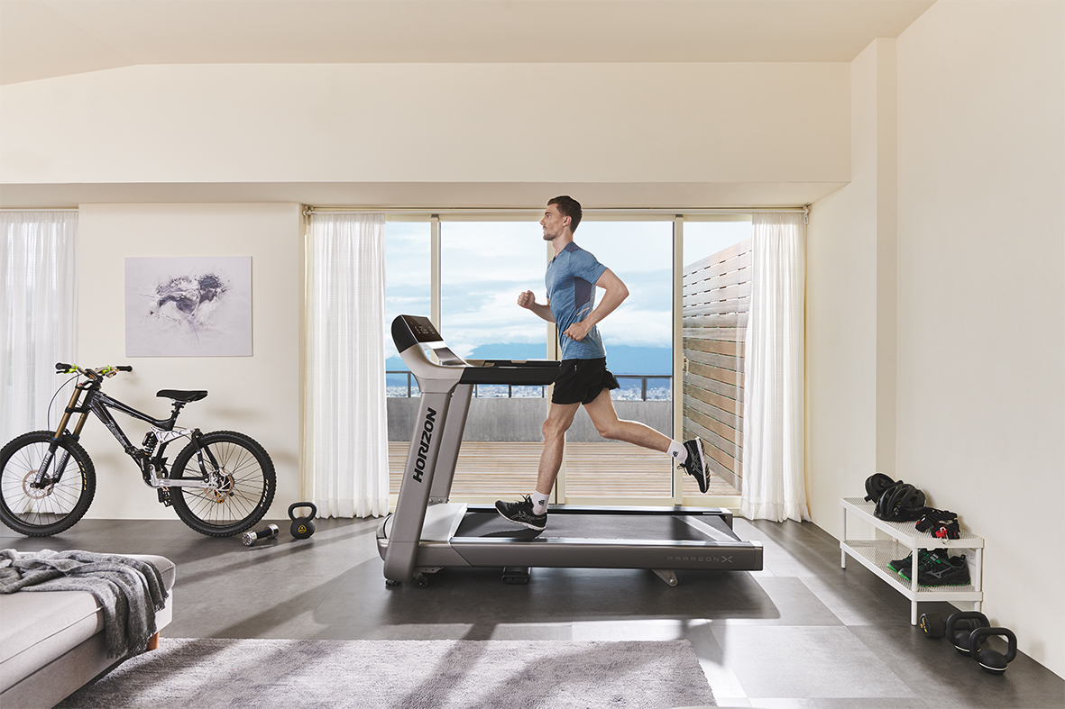 hz19 lifestyle paragonx male side treadmill lores